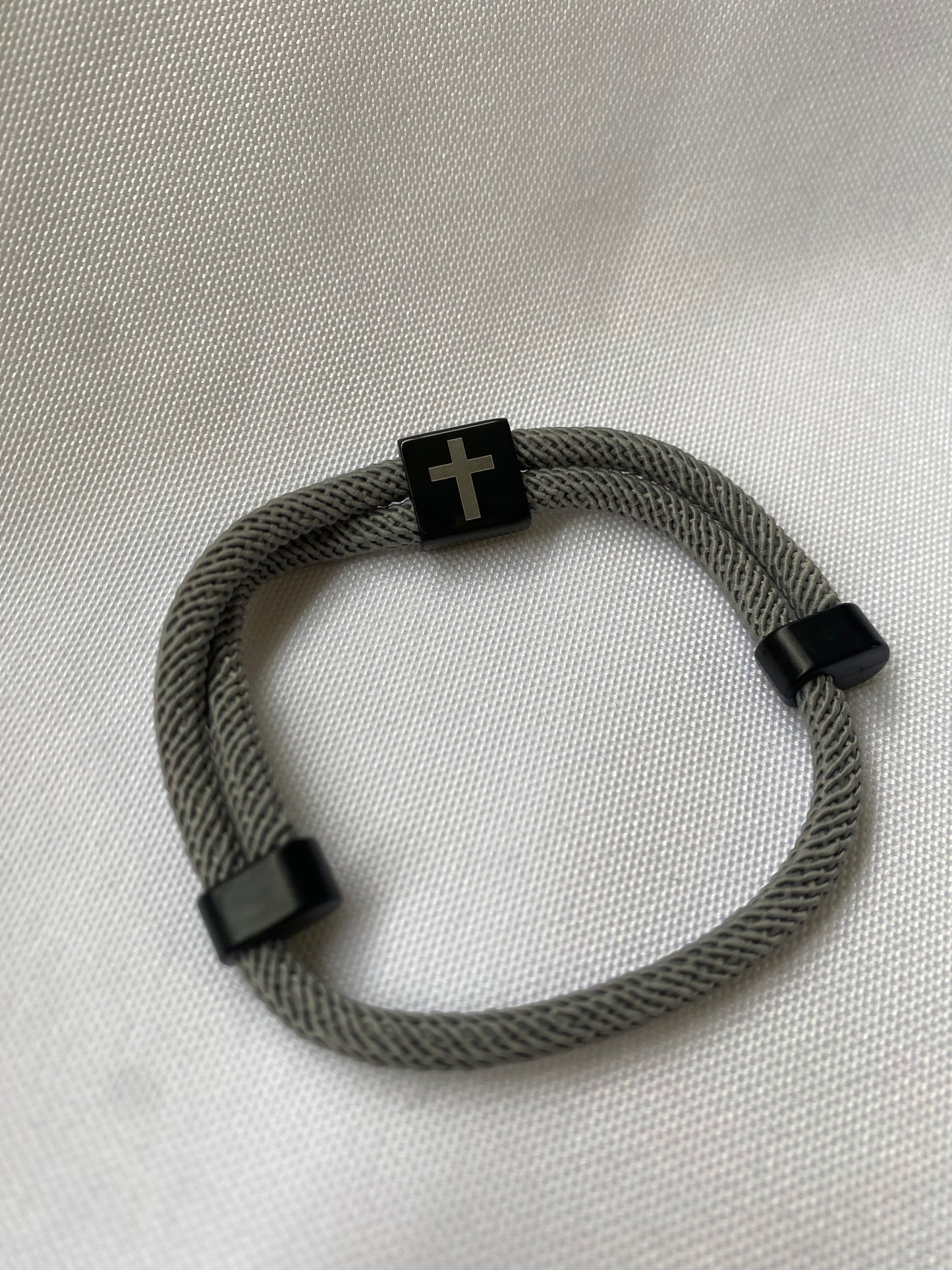 THE ANCHOR CROSS BRACELET