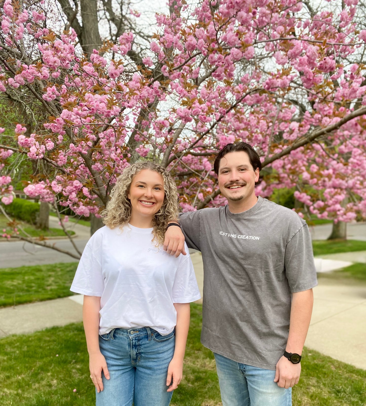 GROW IN GRACE ADULT UNISEX TEE